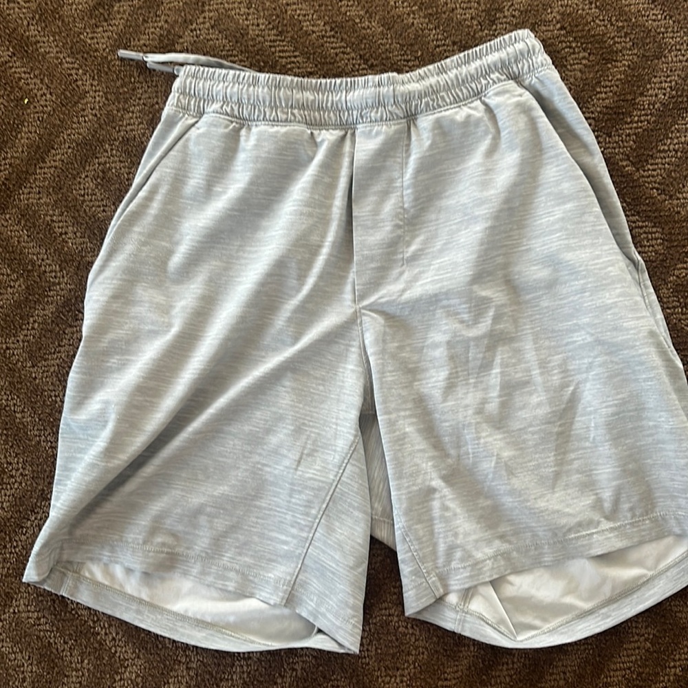 Men Lululemon Pace Breaker Short 7”